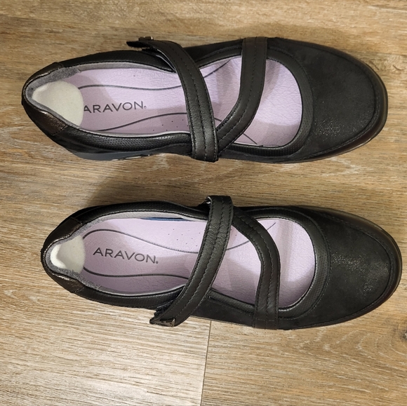 Aravon Pyper Mary-Jane Black Cross Strap Sandal Size 8 CG9889 - Picture 3 of 12